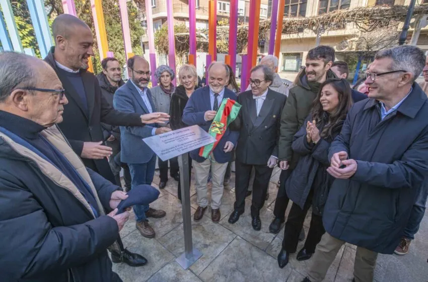  Inaugurada la escultura ‘Alegoría al Canto Coral’