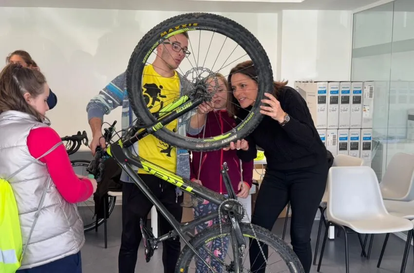  Abierta la inscripción para el taller gratuito ‘Arregla tu bicicleta’