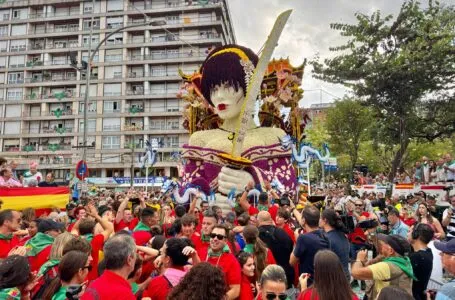 La 115ª Batalla de Flores de Laredo reunirá 14 carrozas en su edición de 2026