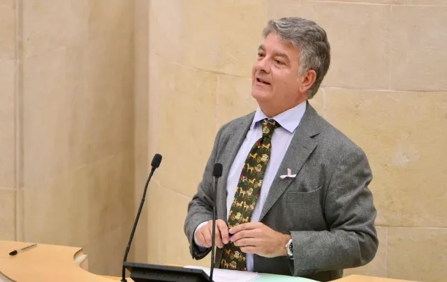 «Paula Fernández es la máxima responsable de la situación que viven los bomberos», replica el PP al PRC