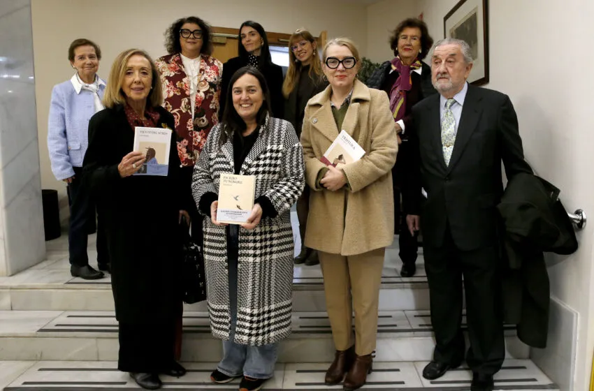 Cultura destaca la contribución de la escritora santanderina Elena Quiroga en la literatura del último siglo