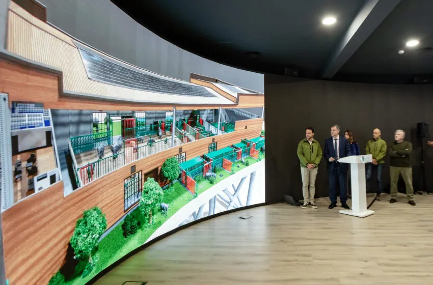 Martínez Abad presenta el nuevo recinto de elefantes de más de 3.000 metros cuadrados y una inversión de 5,7 millones de euros