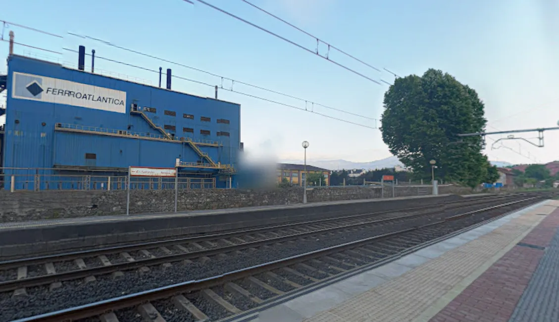 Un ciclista de 43 años fallece tras ser arrollado por un tren de mercancías en Boo de Guarnizo