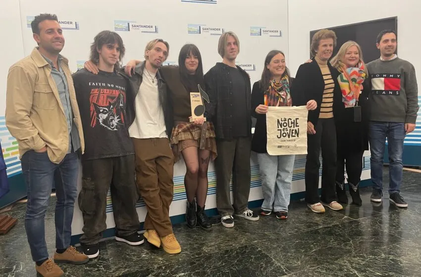  El Ayuntamiento entrega  los premios del concurso Santander Música Joven