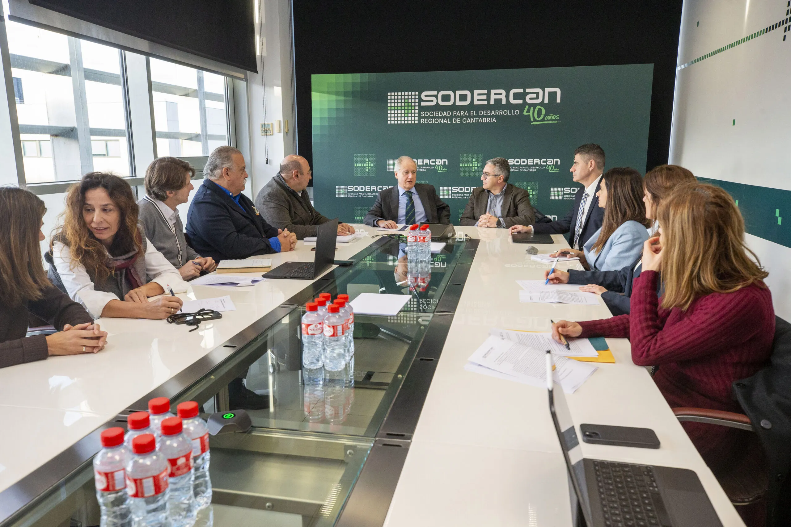 El Gobierno de Cantabria comienza la elaboración de un Plan Estratégico Industrial para avanzar en el nuevo modelo productivo