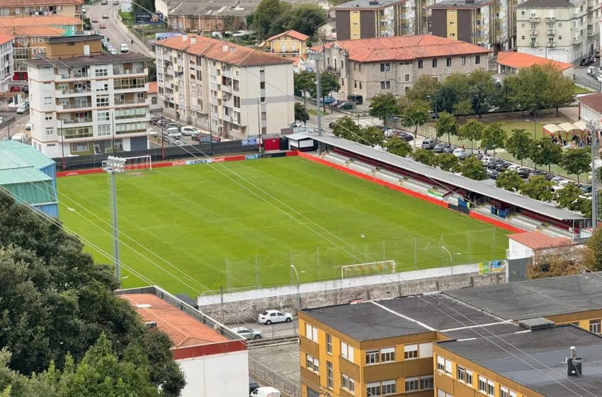  Laredo impulsa el nuevo campo de hierba artificial de San Lorenzo con la aprobación de la redacción del proyecto