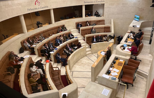  El Parlamento de Cantabria aprueba la primera Ley de Participación Ciudadana y Gobierno Abierto de la región