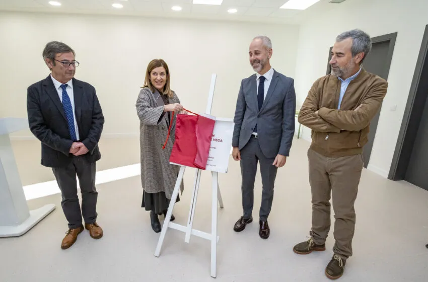 Noticias de Cantabria | El Cántabro | Buruaga inaugura la ampliación del IES Lope de Vega en Cayón, "un gran salto en calidad educativa" y ejemplo del compromiso del Gobierno con la educación libre y plural