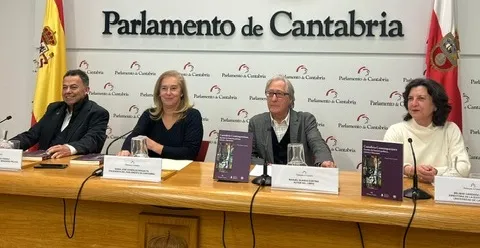 Noticias de Cantabria | El Cántabro | Presentado en el Parlamento el libro Cantabria Contemporánea de Manuel Suárez Cortina