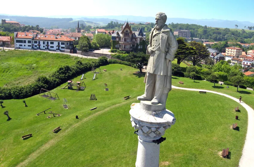  El Ayuntamiento adjudica la restauración del monumento al Marqués de Comillas