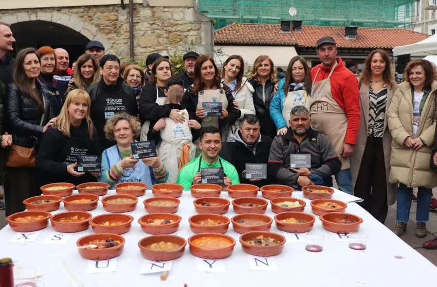  La Plaza del Cantón acogió el IX Concurso de Olla ferroviaria y marmita marinera, y el II Concurso de Sorropotún solidario