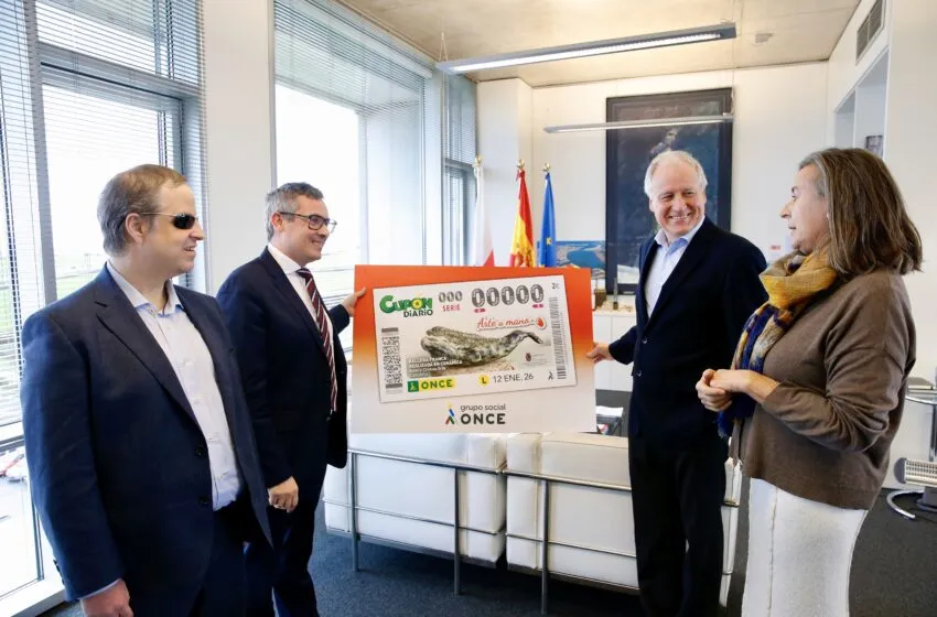 Noticias de Cantabria | El Cántabro | La Consejería de Industria y la ONCE presentan el cupón dedicado a la artesanía de Cantabria