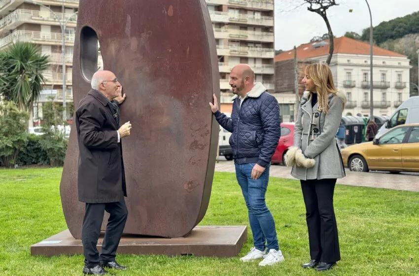  Laredo acoge la exposición Esculturas Monumentales de Juan Méjica en la Alameda Miramar