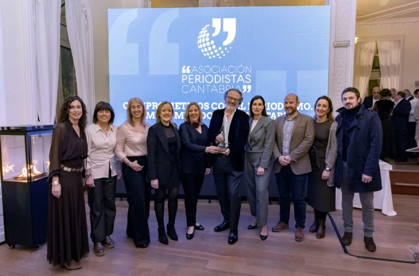 El Gobierno autonómico respalda la labor de los periodistas de Cantabria
