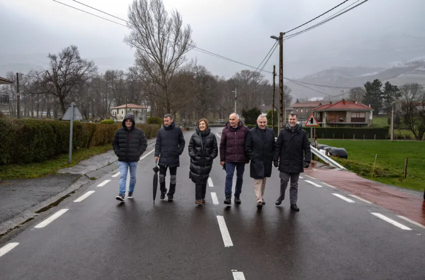  El Gobierno mejora el asfaltado de la carretera de La Gándara de Soba con una inversión de 100.000 euros