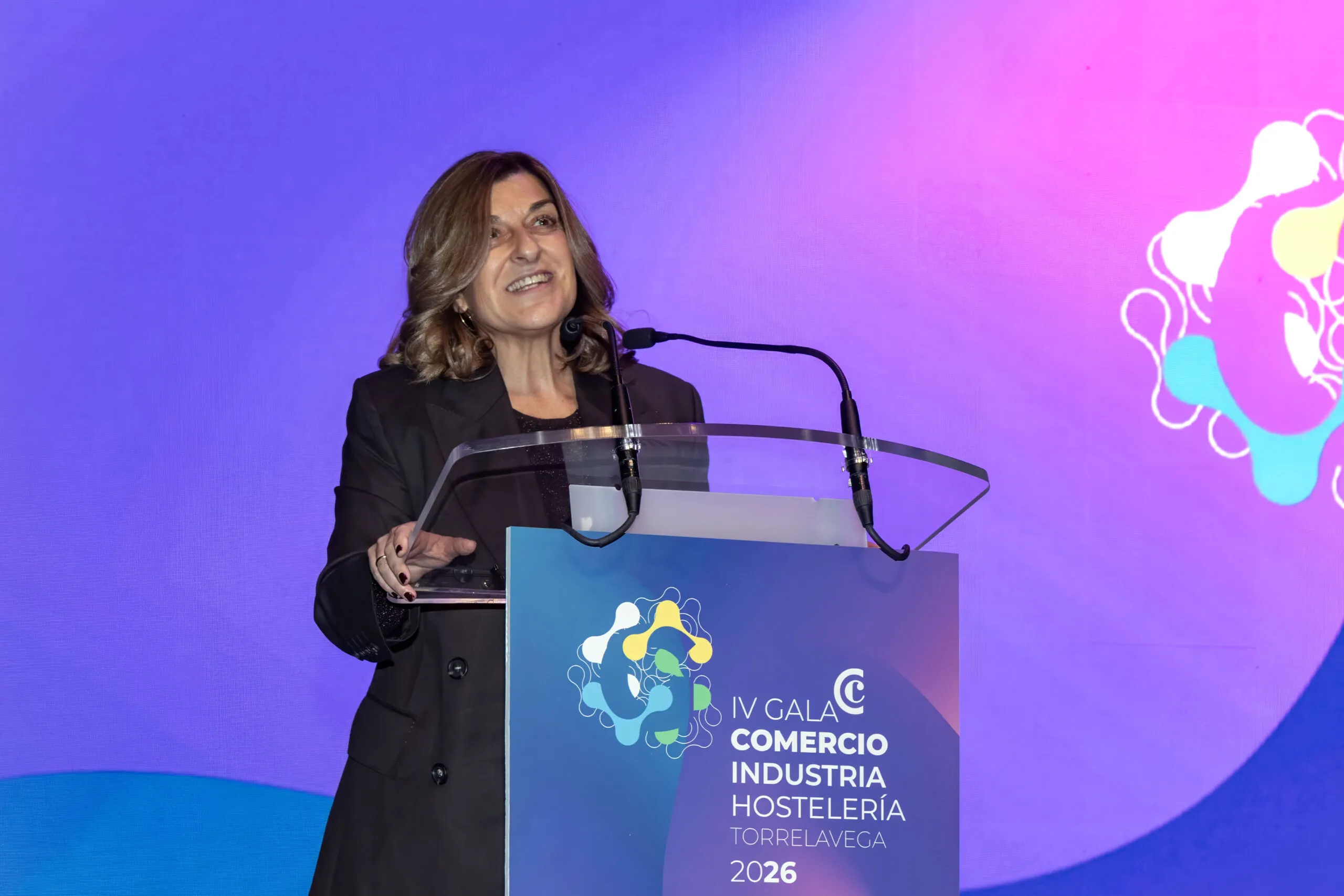 Buruaga: «Vamos a trabajar cada día para allanar el camino a quienes emprenden, invierten y crean oportunidades en nuestra tierra»