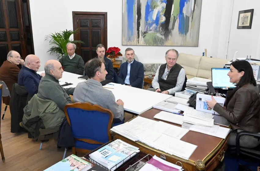  La alcaldesa anuncia avances para la mejora de los galeones de Vital Alsar