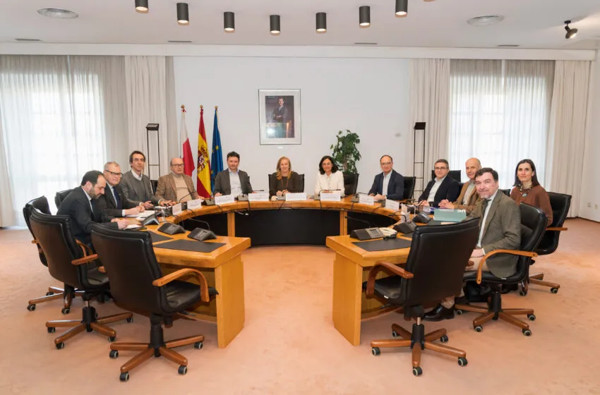  La Universidad de Cantabria y el Parlamento acuerdan para 2026 un amplio programa sobre historia, ciencia y cultura en Cantabria