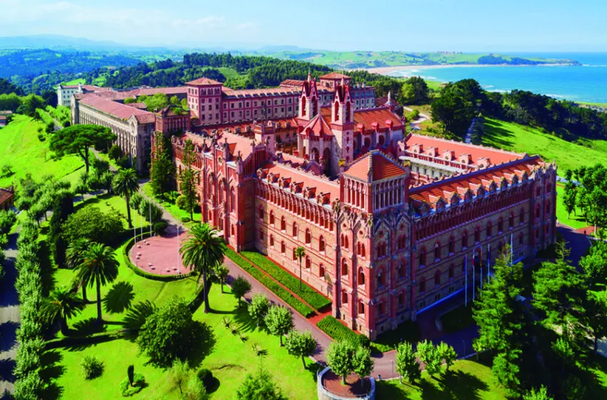  La Fundación Comillas busca nuevas voces: convoca el V Certamen Literario Cascabel de Poesía y Relato Breve