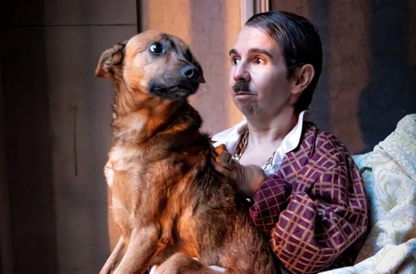  EL PRINCIPAL celebra doce años de teatro inmersivo con el estreno absoluto de Cucarachas