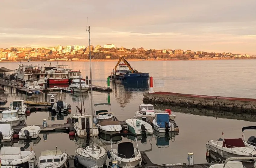  El dragado que protege la Bahía: finaliza la segunda actuación clave entre Punta Rabiosa y Somo