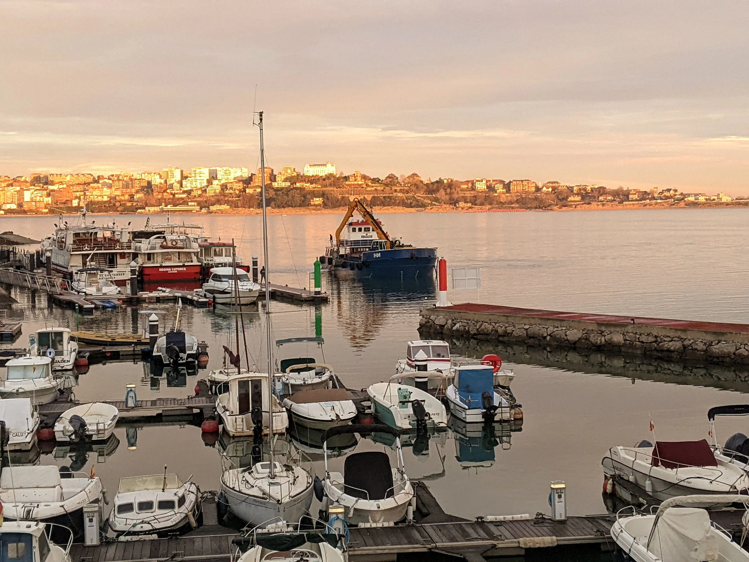 El dragado que protege la Bahía: finaliza la segunda actuación clave entre Punta Rabiosa y Somo