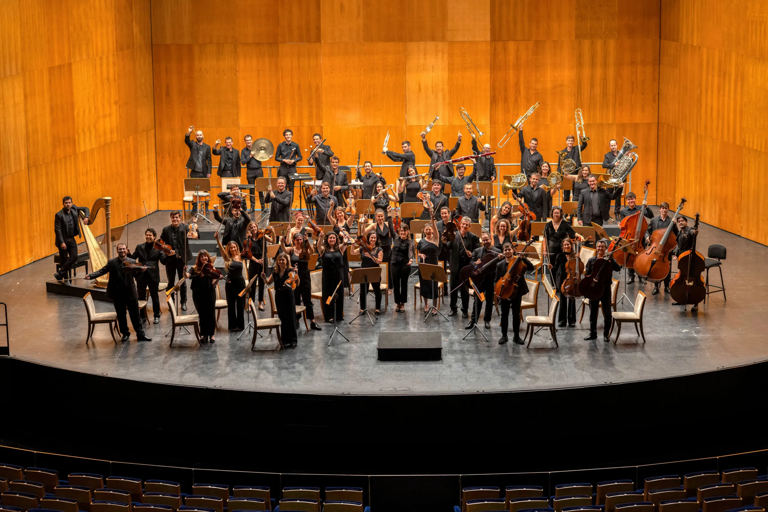 Antonio Noguera guía al público por los secretos del gran repertorio sinfónico en Santander