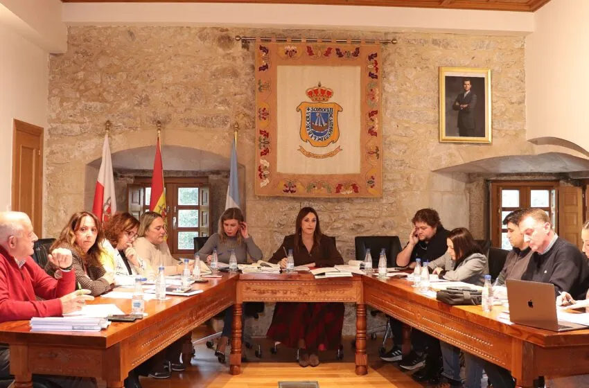  San Vicente de la Barquera aprueba casi un millón de euros en inversiones en su primer Pleno de 2026
