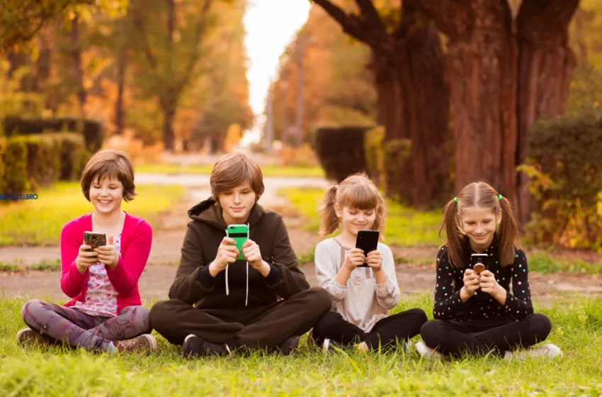  España se plantea vetar las redes sociales a los menores de 16 años: ¿protección necesaria o invasión de competencias familiares?