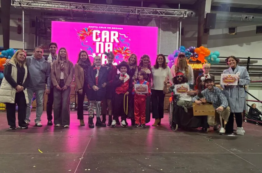 ‘Circus San Mateo’ y ‘Los cucos del barrio’, ganadores del Carnaval de Bezana 2026