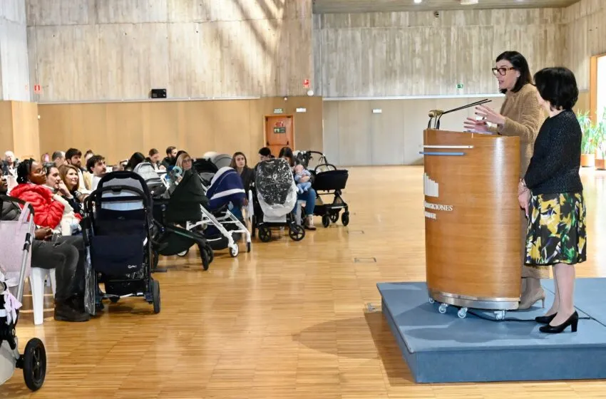 Noticias de Cantabria | El Cántabro | Santander da luz verde a la convocatoria de ayudas a las familias que tengan o adopten un hijo a lo largo de 2026