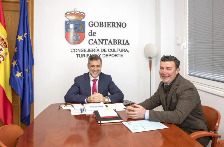 Noticias de Cantabria | El Cántabro | Martínez Abad y el alcalde de Lamason repasan distintos proyectos culturales para el municipio