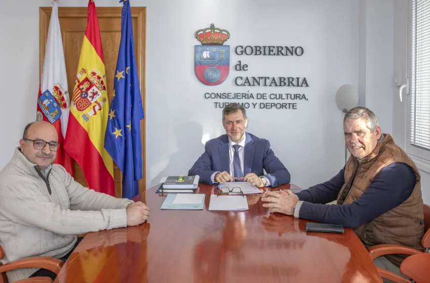  Martínez Abad y el alcalde de Solorzano repasan distintos proyectos para el municipio