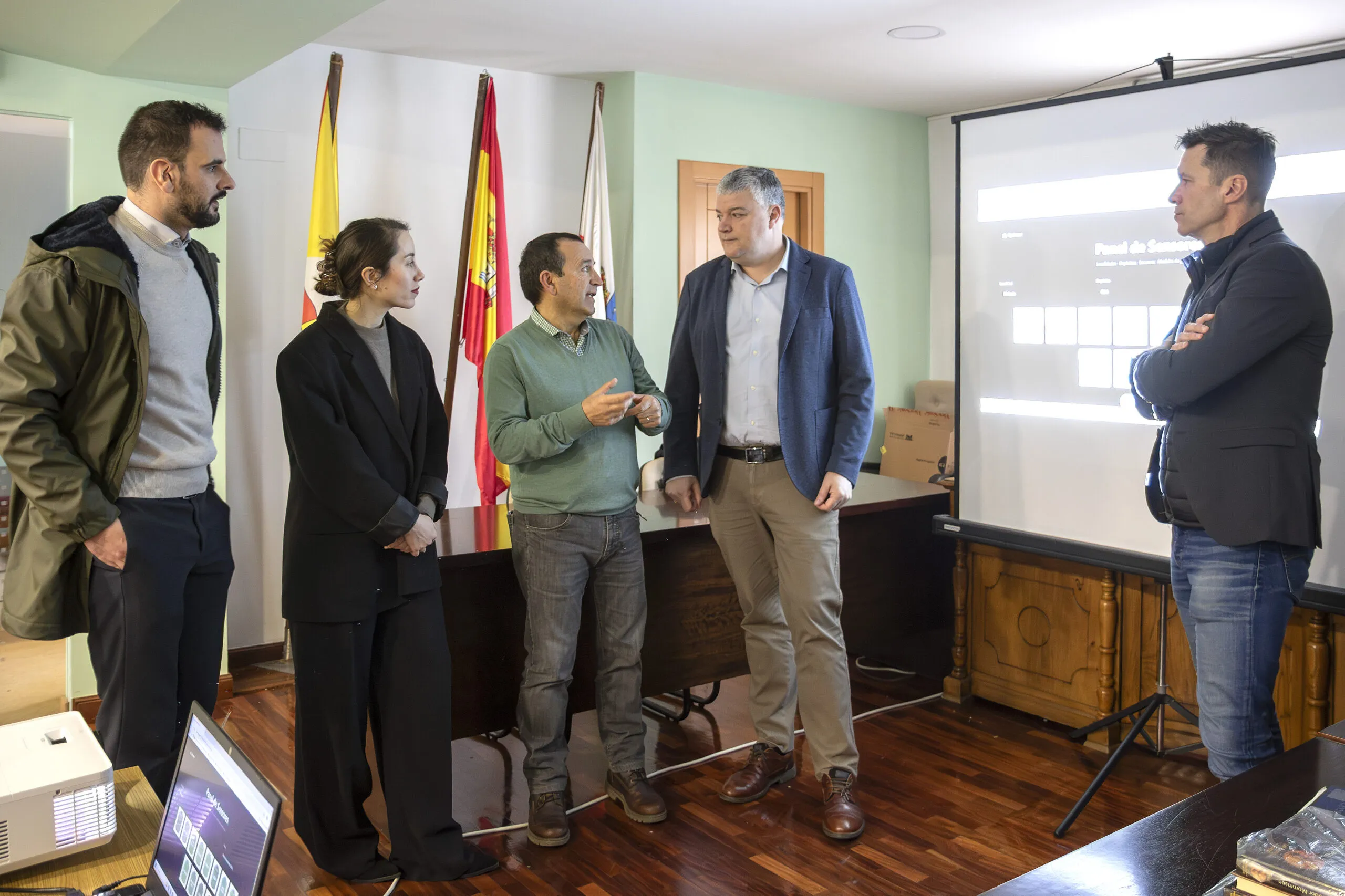 Economía presenta en Molledo una solución tecnológica para el control de la gestión del consumo responsable de agua