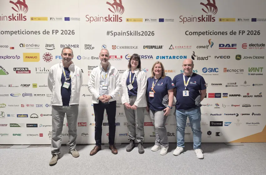 Silva reivindica la FP como «estrategia de región» y una de las mejoras «políticas activas de empleo»