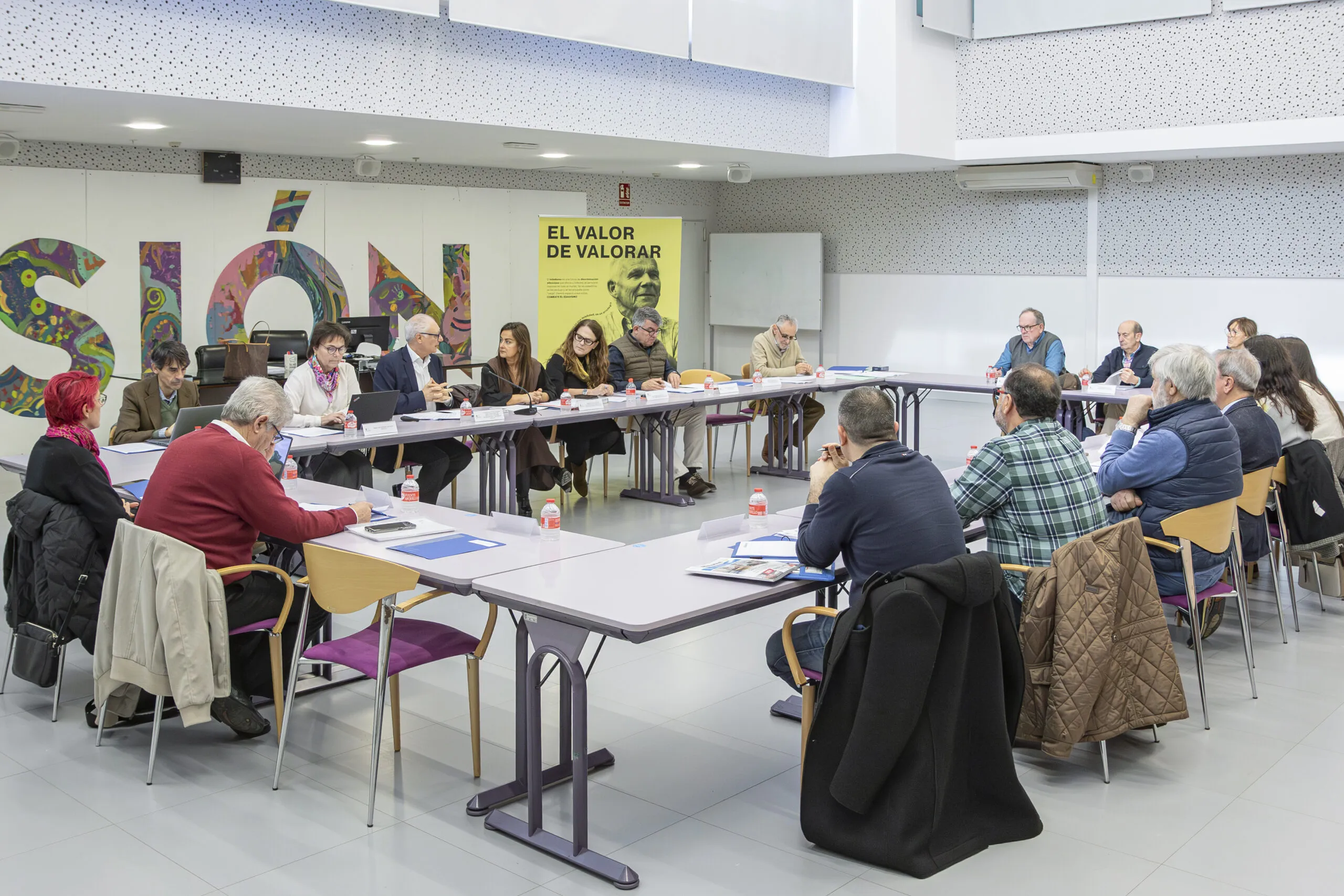 El Gobierno de Cantabria presenta el borrador del primer Plan Estratégico de las Personas Mayores