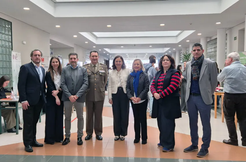  El Servicio Cántabro de Empleo participa en una nueva edición de la Feria de Empleo y Prácticas de la Facultad de Empresariales de la UC para incrementar la empleabilidad de sus estudiantes