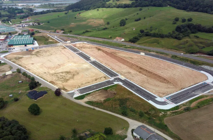  Maderas Camacho adquiere una parcela en el PSIR AIEP Val de San Vicente para desarrollar un nuevo proyecto empresarial