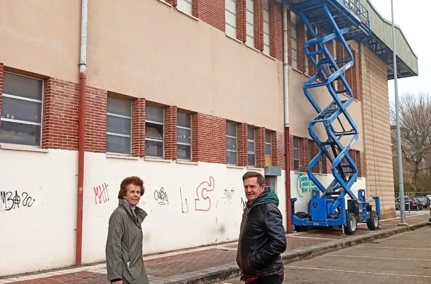 Noticias de Cantabria | El Cántabro | Comienza la obra de mejora de la cubierta del pabellón exterior del Complejo Ruth Beitia