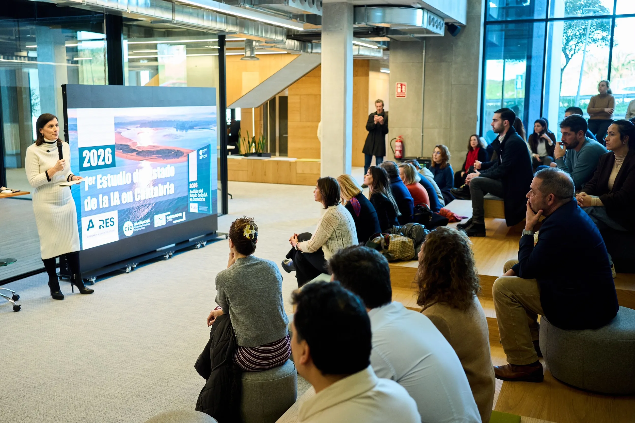 Igual reivindica el potencial de Santander y Cantabria en el ámbito de la IA