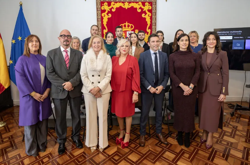  Pascual: «La transformación sanitaria en Cantabria se hace con la enfermería o no se hace»