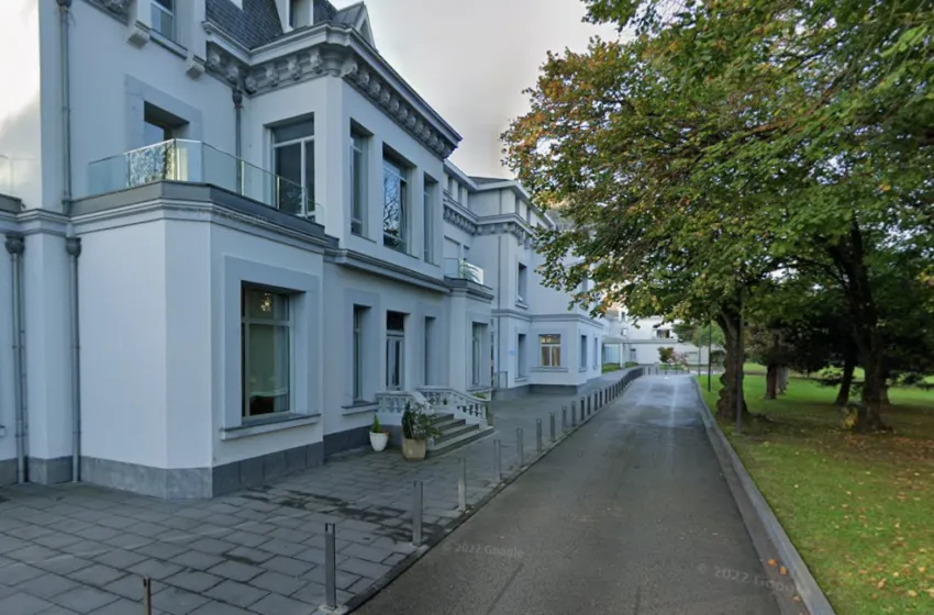  Buruaga aclara que el convenio con Santa Clotilde incrementa el control público y vincula la financiación a “resultados reales en salud” y exige al PSOE que deje de mentir y de manipular