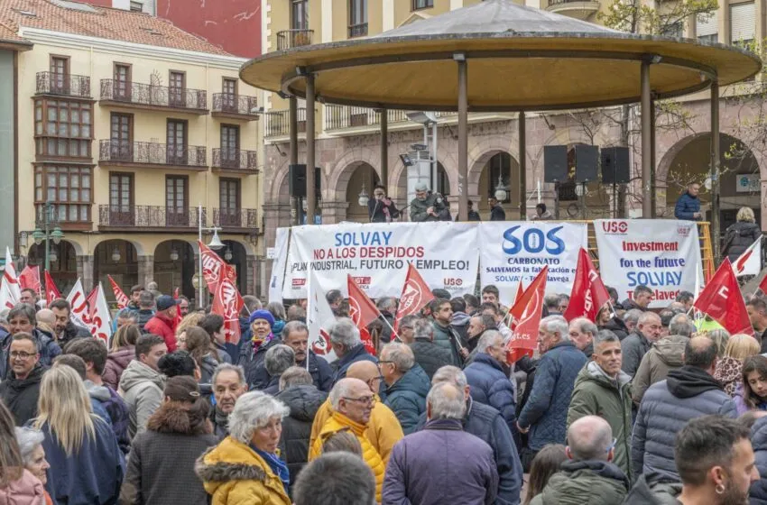 El Pleno de la Corporación debatirá en su sesión de mañana martes una moción de apoyo a los trabajadores de Solvay