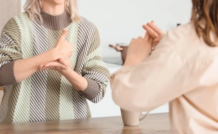  ASTILLERO INCORPORA INTERPRETACIÓN EN LENGUA DE SIGNOS EN EL PREGÓN DE LAS FIESTAS DE SAN JOSÉ