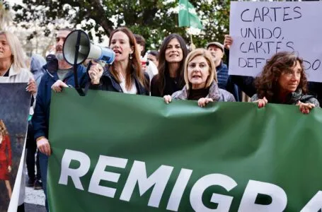 VOX respalda las protestas vecinales en Cantabria contra centros de menores migrantes y exige su devolución a sus países de origen