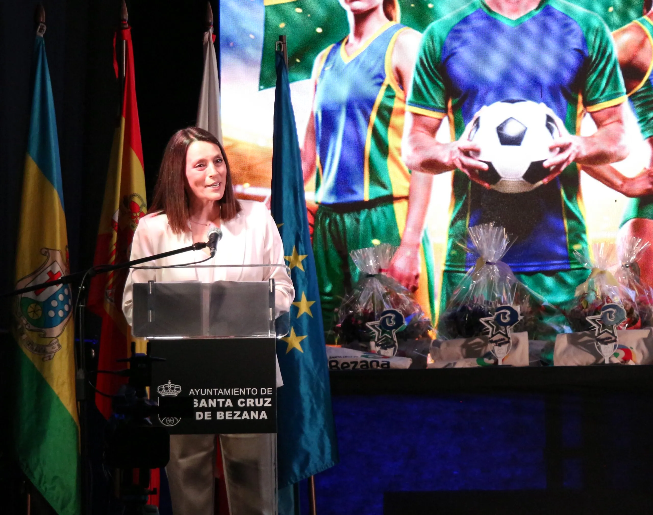 “La construcción de la pista de atletismo de Soto de la Marina hará realidad una demanda histórica”