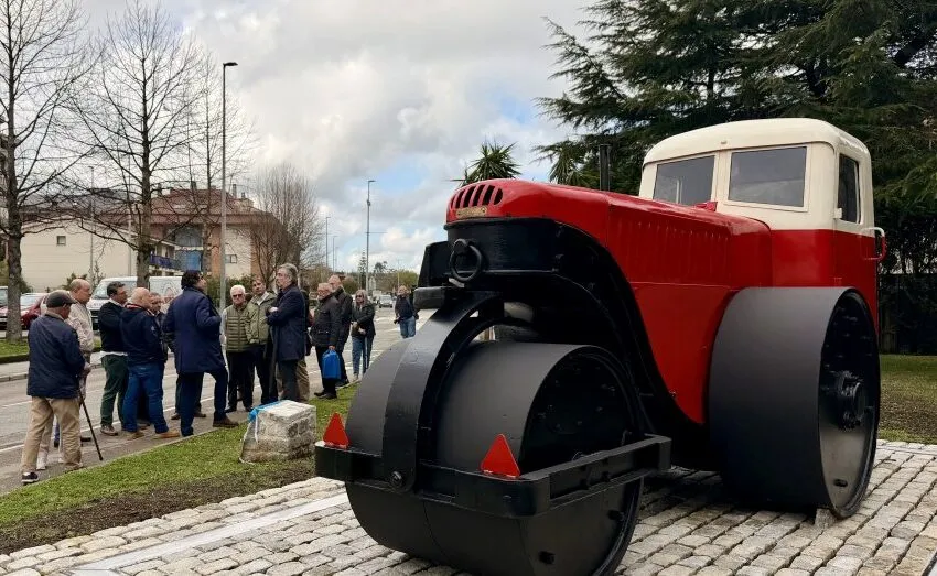 ASTILLERO RECUPERA UNA APISONADORA HISTÓRICA EN LA AVENIDA CHICLANA PARA PONER EN VALOR SU PASADO INDUSTRIAL