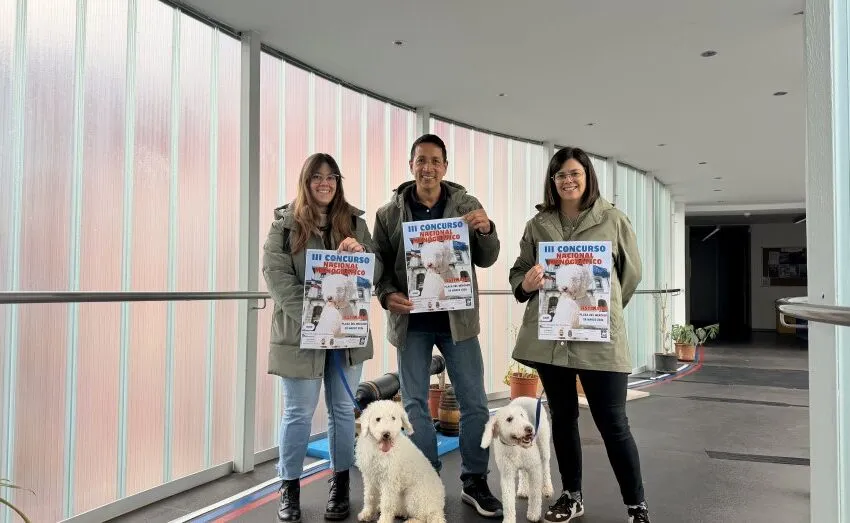 ASTILLERO ACOGE EL III CONCURSO NACIONAL MONOGRÁFICO DE PERRO DE AGUA DEL CANTÁBRICO