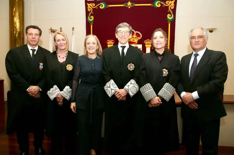 La consejera de Presidencia y Justicia asiste a la toma de posesión de la nueva presidenta de la Sala de lo Social del TSJC