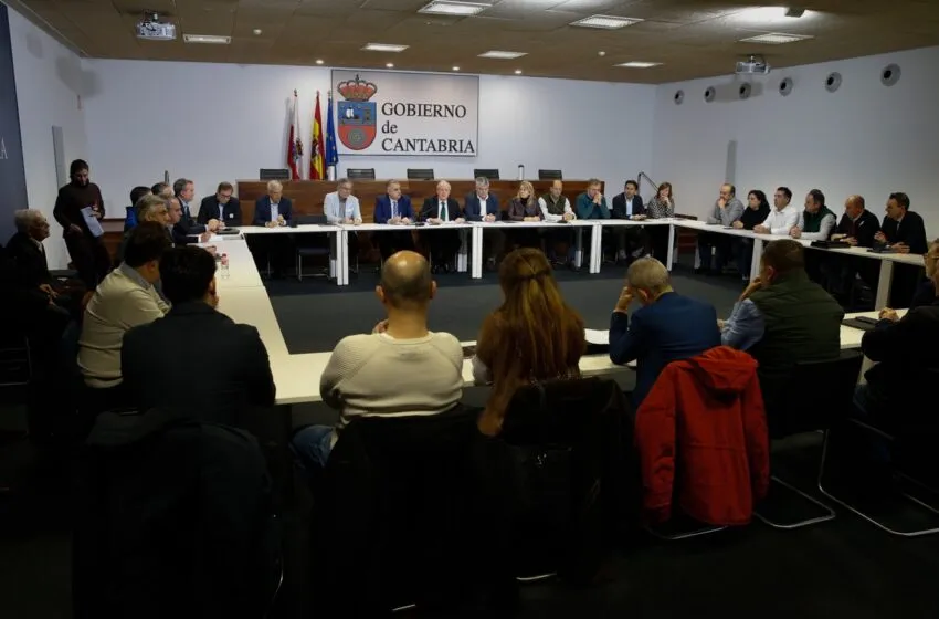  El Gobierno crea y reúne un comité de coordinación público-privado para abordar el impacto de la guerra de Irán en Cantabria
